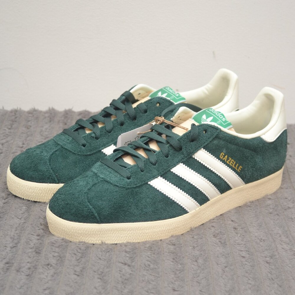 Adidas Men's Gazelle Mineral Green/White Size 8.5 BNIB